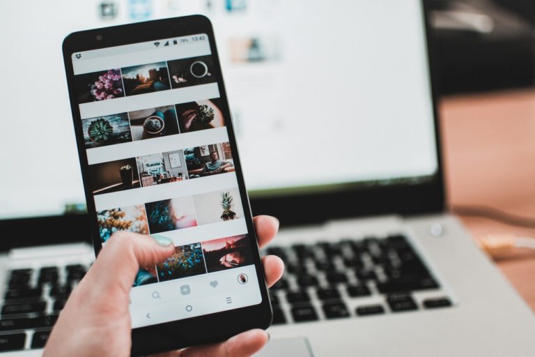 Jak zwiększyć popularność na Instagramie i TikToku?